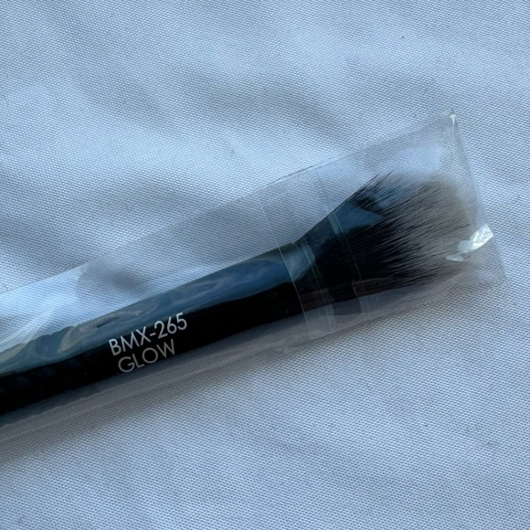 Moda Pro BMX-265 Glow Brush - Picture 4 of 4